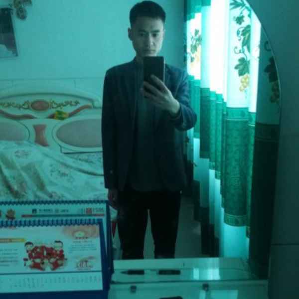 四川34岁单身帅哥真诚找对象-铜川征婚相亲网