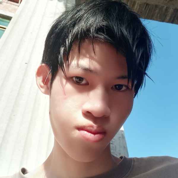 海南21岁单身帅哥真诚找对象-铜川征婚相亲网