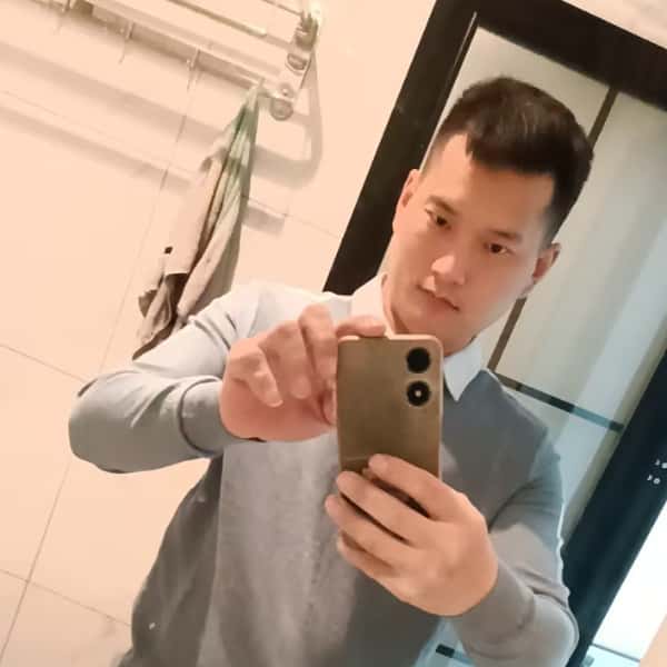 河南31岁单身帅哥真诚找对象-铜川征婚相亲网