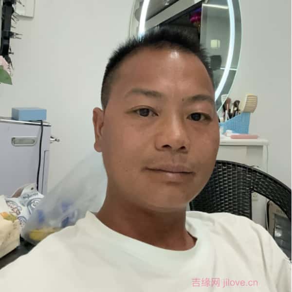 云南35岁单身帅哥真诚找对象-铜川征婚相亲网