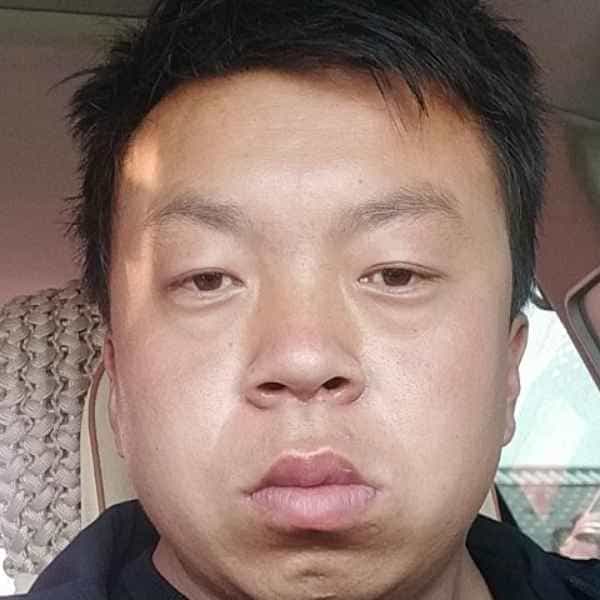 32岁岁内蒙古单身帅哥 - 铜川吉缘网