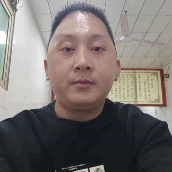 37岁岁陕西单身帅哥 - 铜川吉缘网