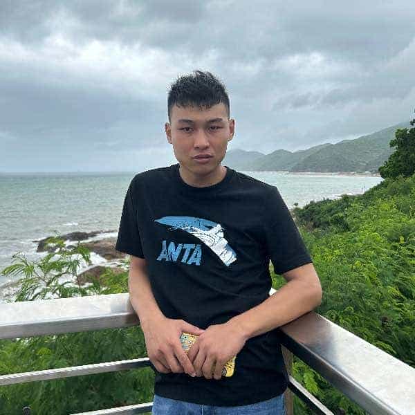 28岁岁山东单身帅哥 - 铜川吉缘网