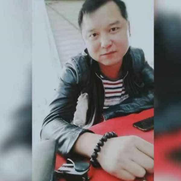 40岁岁湖南单身帅哥 - 铜川吉缘网