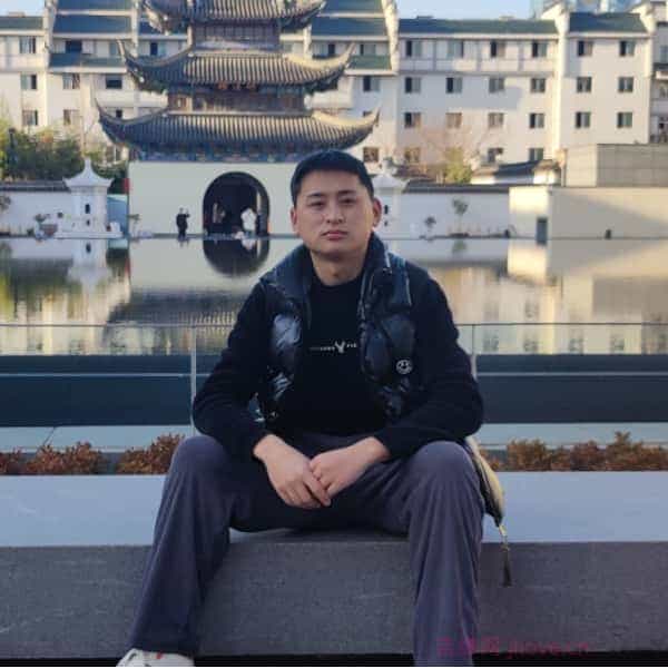 31岁岁湖北单身帅哥 - 铜川吉缘网